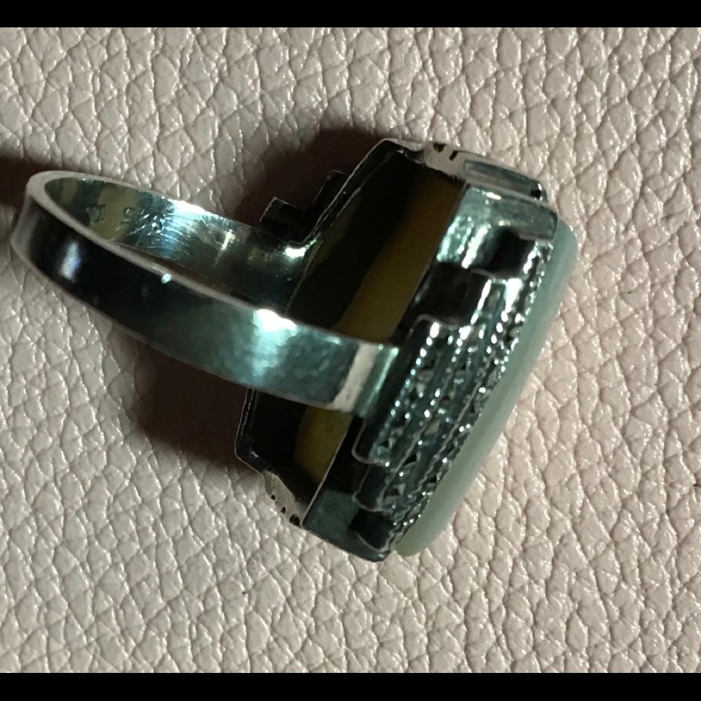 Relisted.......Ring - Picture 2 of 4
